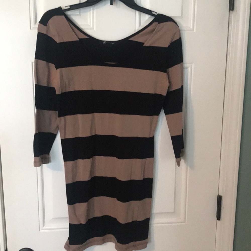 Nice tunic to wear with black leggings
